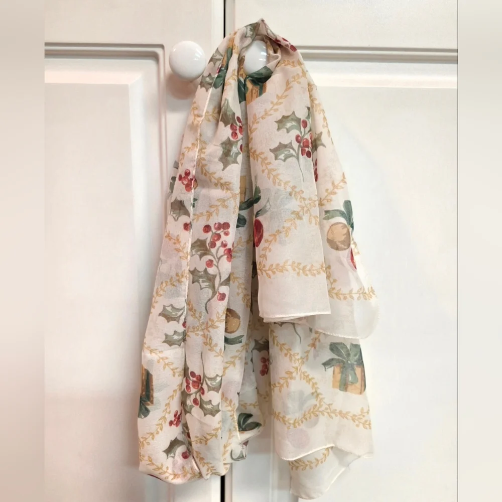 Bloomingdale's Festive Holiday Oblong Scarf